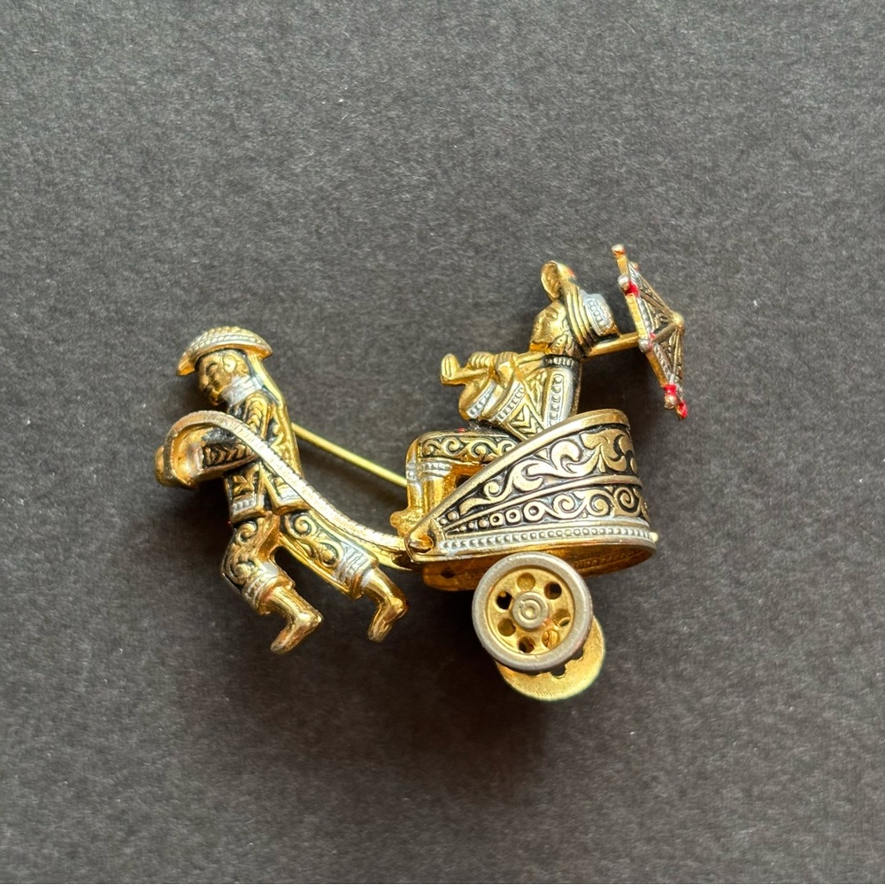 Damascene Rickshaw Chariot Brooch | Gold & Silver Toledoware - Picture 7 of 7